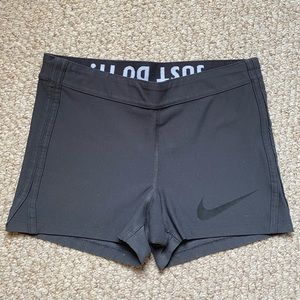 Nike pro 3” shorts
